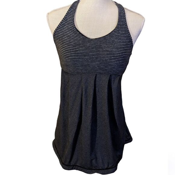 Lululemon gray and black criss cross top size 4 - Picture 1 of 5
